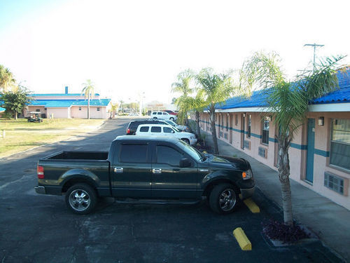 Budget Inn Sebring Exterior photo